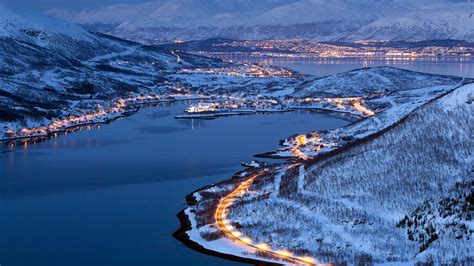 Luzes Da Cidade De Tromso Na Noruega Noite De Inverno Papéis De