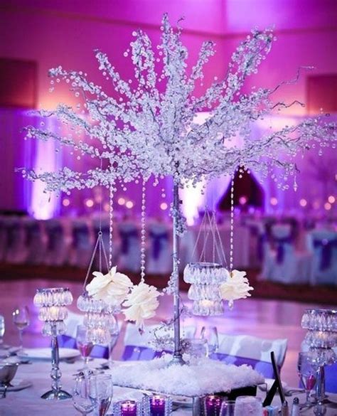 37 Classy Winter Wonderland Wedding Centerpieces Ideas Déco Mariage