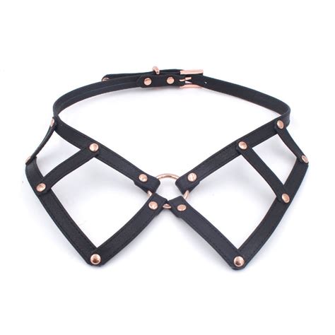 Peter Pan Collars Restrained Grace