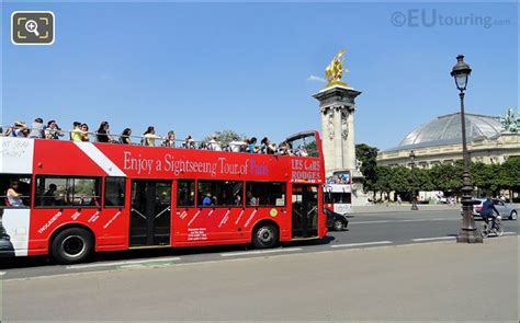 Photo Images Of Les Car Rouges Tour Buses In Paris Image