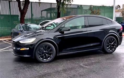 Los Primeros Tesla Model X Plaid Ya Están Siendo Entregados A Sus