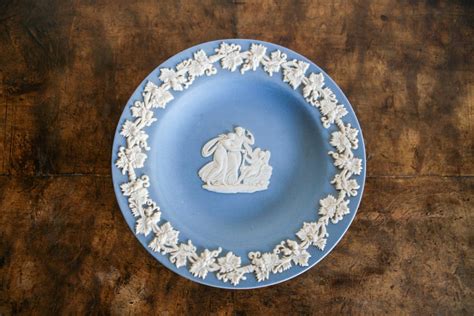 Vintage Wedgwood Small Round Plate Decorative Blue And White