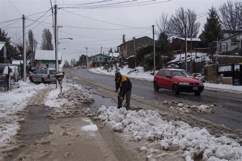 temporal de nieve en fotos así están bariloche y san martín