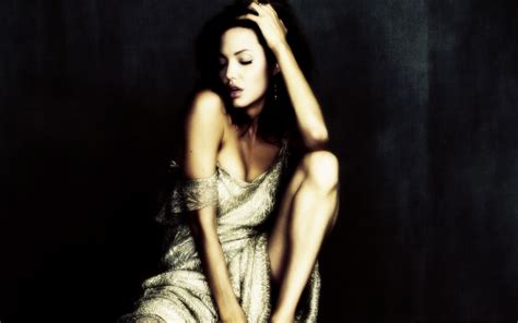 2560x1600 Angelina Jolie Sexy Wallpapers 2560x1600 Resolution Wallpaper