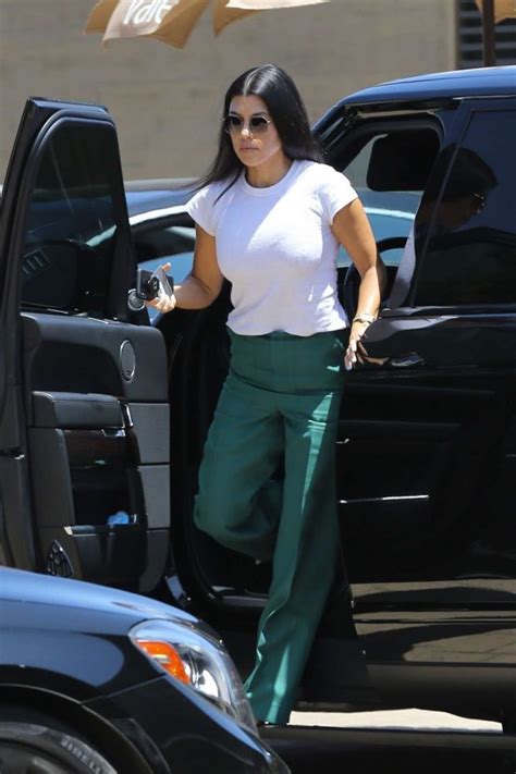 Kourtney Kardashian In Green Pants Arrives At Nobu In Malibu Gotceleb