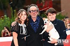 Tim Burton, Nell Burton, Billy Ray Burton during a red carpet during ...