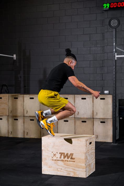 How To Do Box Jumps In 5 Steps The Wod Life