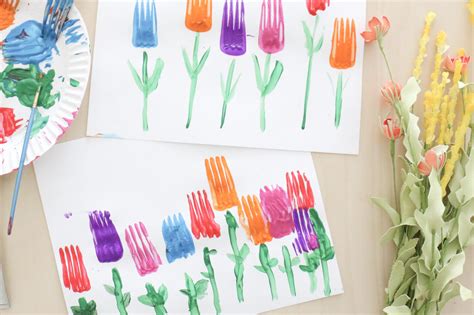 Fork Stamped Tulips Craft Toddler At Play Crafts