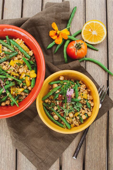 Sharon fruit is tossed with toasted hazelnuts and salad leaves. Green Bean, Chickpea, and Farro Salad with Za'atar (Vegan ...