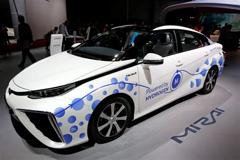 Japan Caves In To Electric Cars But Arent Giving Up On Hydrogen