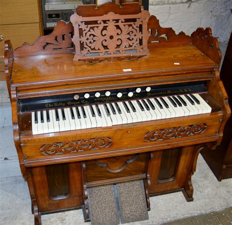 Wooden Cased American Organ By The Kelly Organ Company Worcester Mass
