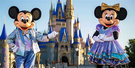 Mickey And Minnie Debut New Walt Disney World 50th Anniversary Outfits