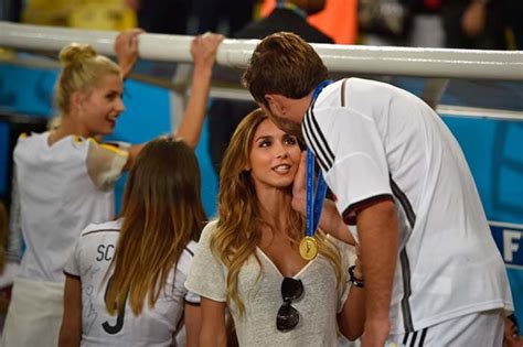 mario goetze and his super model girlfriend bask in world cup glory photo gallery