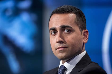 Luigi Di Maio Il Grillino Chic Cresciuto Tra La Dc E I Libri Di