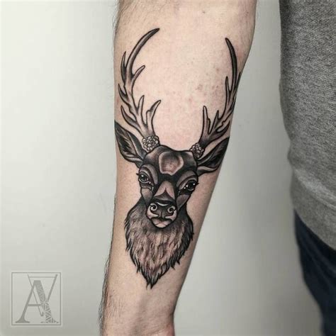 40 Beautiful And Inspiring Deer Tattoo Designs Tattoobloq Deer