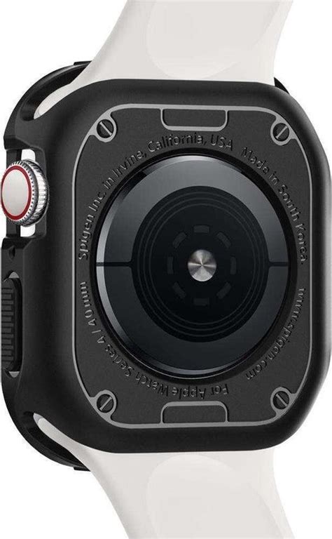 Spigen Rugged Armor Apple Watch 44mm Case Zwart