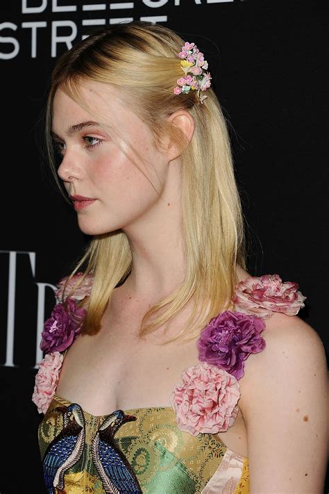 Elle Fannings Rosy Makeup And Flower Adorned Hair Vogue