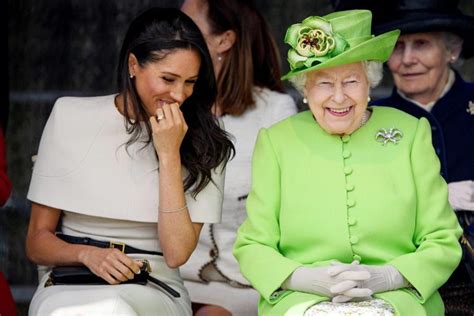 Photos Of Queen Elizabeth Ii S Funniest Moments Reader S Digest