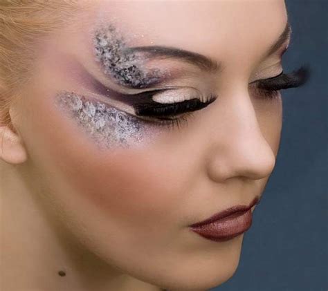 20 Creative Eye Makeup Looks And Design Ideas