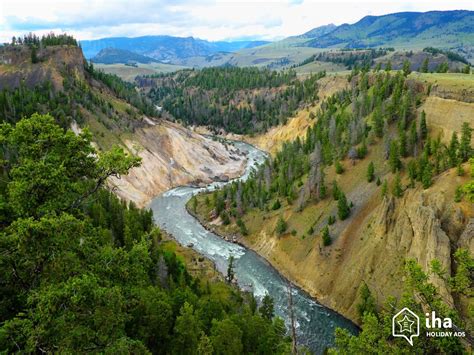 Yellowstone National Park Rentals For Your Vacations With Iha