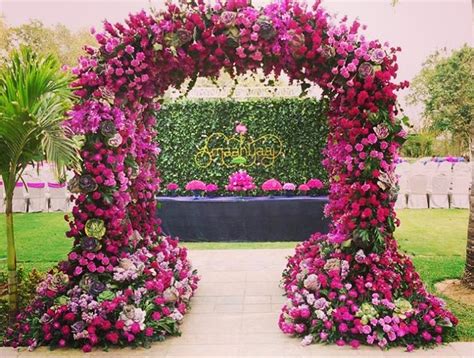 13 Wedding Entrance Decor Ideas That You Need To Save And