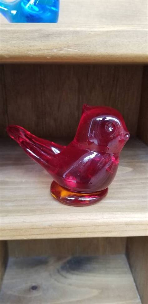 Vintage Cardinal Of Love Figurine Blubird Glass Art Titan Art Glass