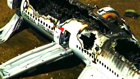 Boeing 777 Crashes While Landing At San Francisco Airport 2 Dead