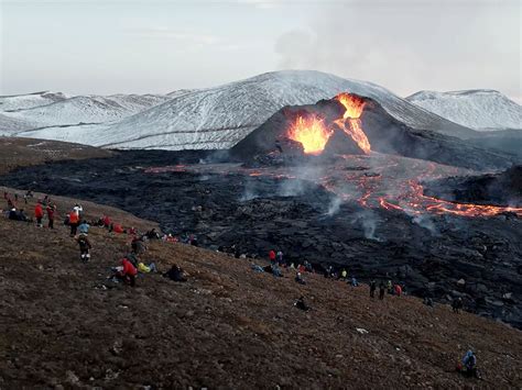 Volcano For The People Stunning Visuals From Iceland S Spectacular Volcanic Eruption Digital
