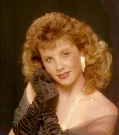 12 Ways For Taking The Best Glamour Shots Remember Those ~ Vintage