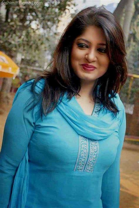 Bangladeshi Woman Love Pinterest Curvy Indian Girls And Woman