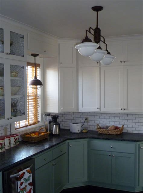 Elements of design 10 photos. Warehouse Shades, Schoolhouse Lights Feature in Kitchen ...
