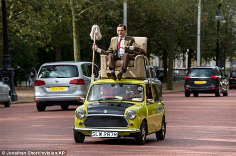 Mr Bean At Buckingham Palace On His Green Mini To Celebrate Shows 25th
