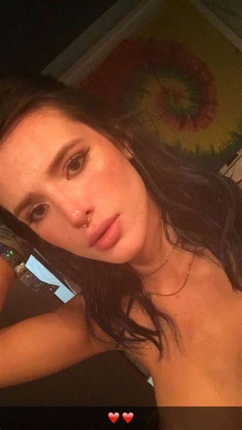 Bella Thorne Topless Photos Gif Thefappening