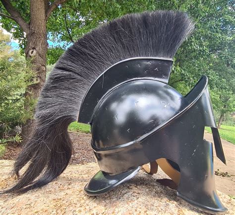 Spartan Helmet With Crest ⋆ Swords Magic And Dragons