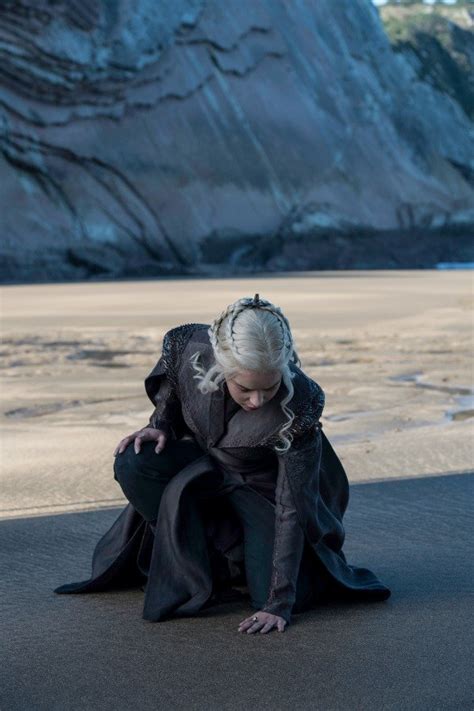 Il Trono Di Spade Lattrice Emilia Clarke Interpreta Daenerys 453221