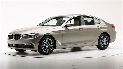 The seventh generation of the bmw 5 series consists of the bmw g30 (sedan version) and bmw g31 (wagon version, marketed as 'touring') executive cars. 2019 BMW 5 series