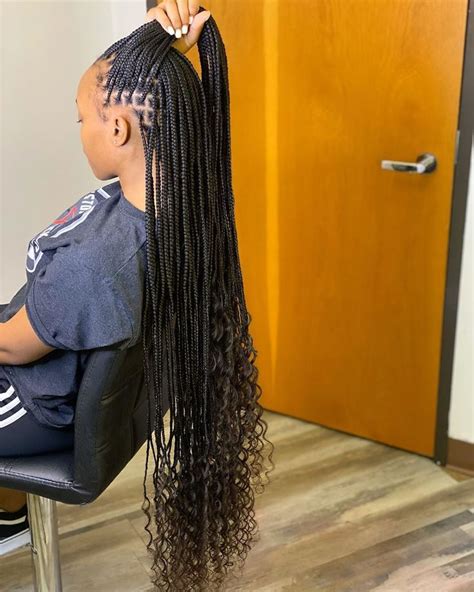 This hairdo can easily stay for about weeks. HOUSTON BRAIDER on Instagram: "Book this style under small ...
