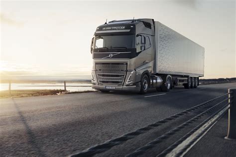 Driverless Tech Startup Aurora Adds Volvo To Trucking Partners Driving