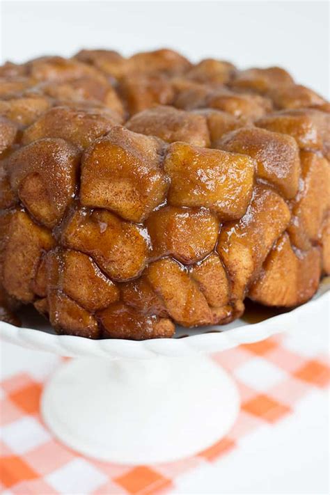 Makes 12 with 1 can of grands biscuits. Monkey Bread With 1 Can Of Biscuits : Sticky Bun Monkey ...