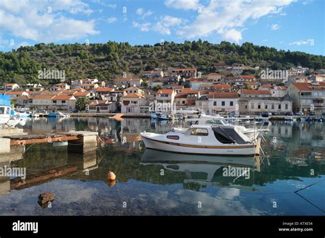 Vela luka sea Fotos und Bildmaterial in hoher Auflösung Alamy