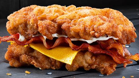 Kfc Is Bringing Back Their Original Double Down