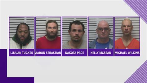 5 Inmates Escape Tuesday Night From St Francois County Jail In