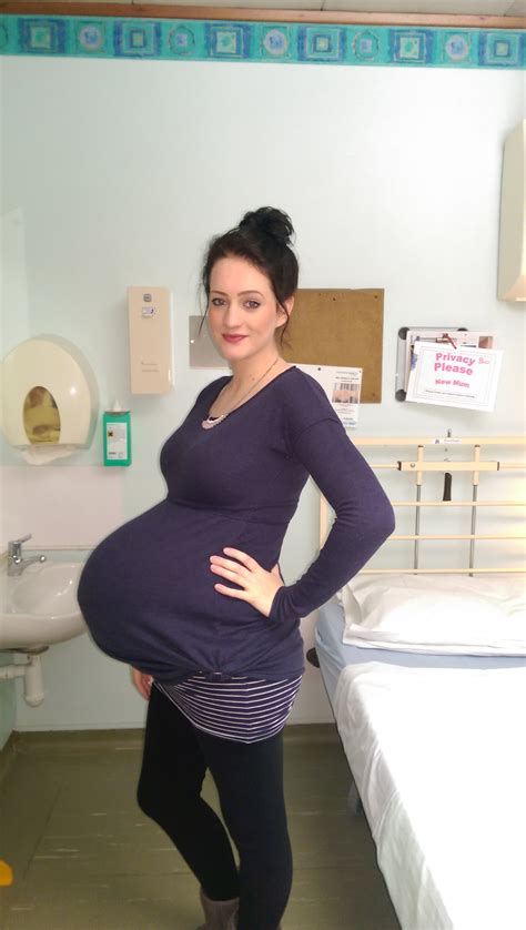 Weeks Pregnant Bump