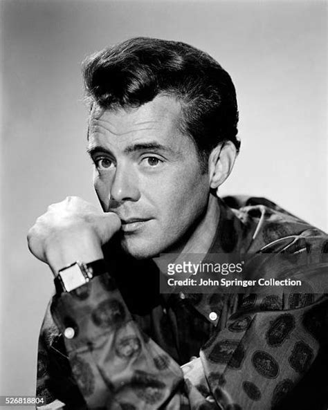 Dirk Bogarde Photos Photos And Premium High Res Pictures Getty Images