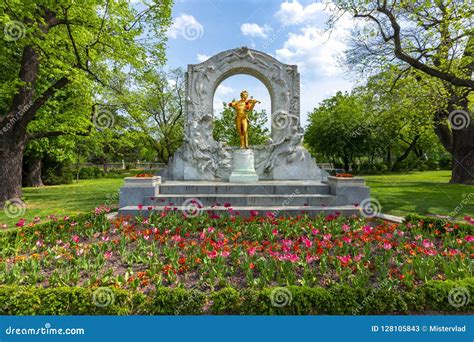 Johann Strauss Monument In Stadpark Vienna Austria Stock Image