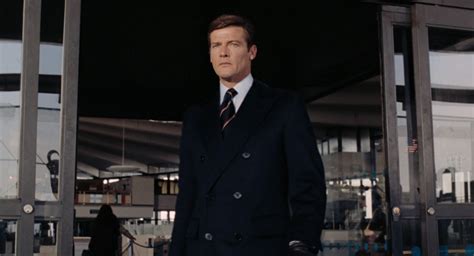 The Navy Chesterfield Coat James Bond Suits Askmen