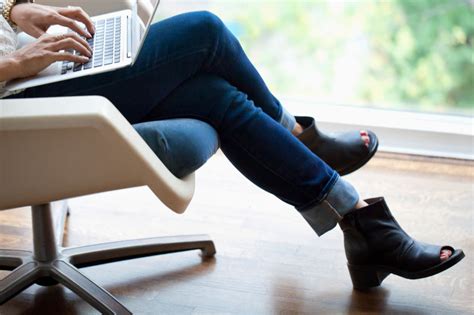 Sitting With Your Legs Crossed 4 Reasons To Stop — Now — Every Little