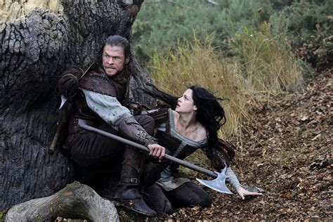 Snow White And The Huntsman Hd Wallpaper Background Image 1920x1284