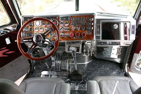 Semi Trucks Interior Truck Interior Peterbilt Trucks