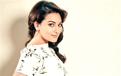 Sonakshi Sinha Biography Age Date Of Birth Height Boyfriend And More